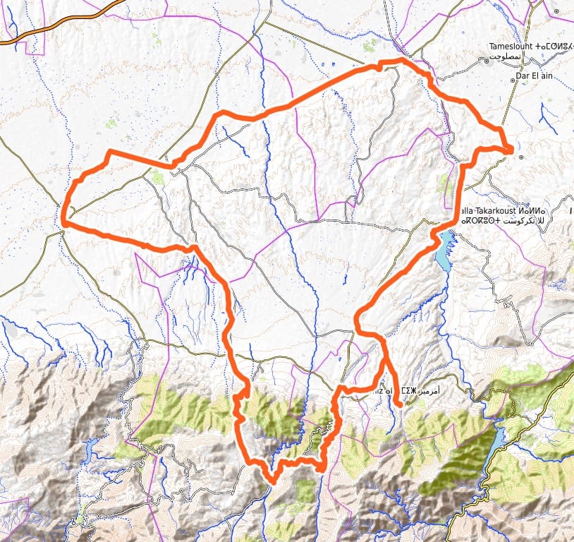 Carte schématique du raid d’une journée à travers les villages berbères du Haut Atlas, d’Oumnass à Amizmiz et au lac Takerkoust